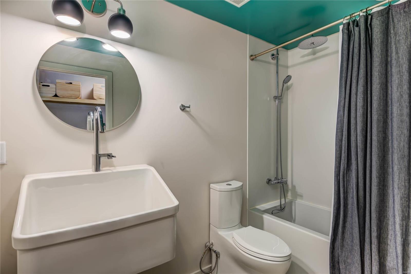 Thornwood Estates 1 - Residential