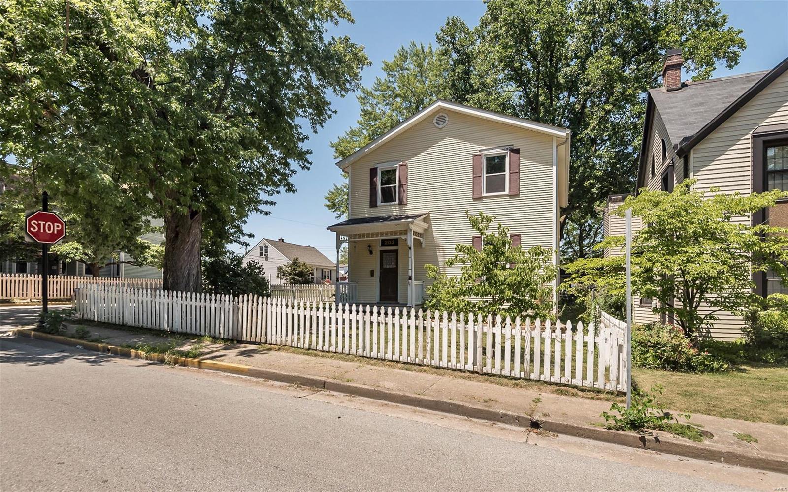 City/St Charles - Residential