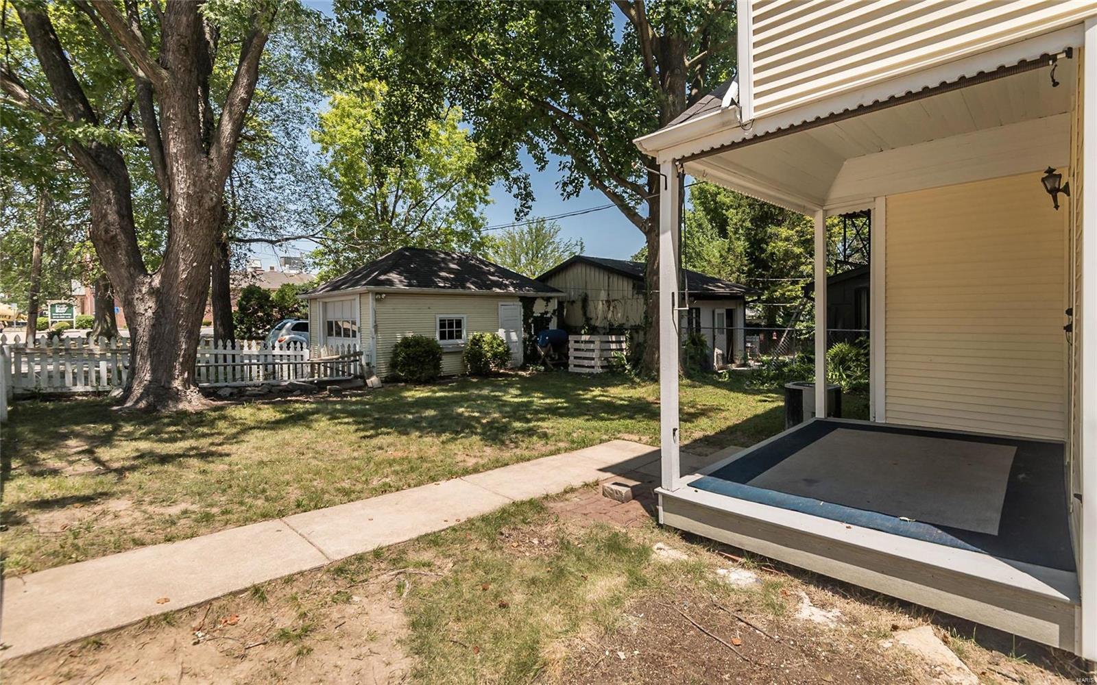 City/St Charles - Residential