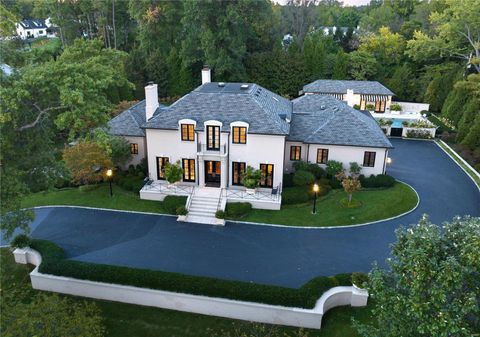 Photo of 3 Warson Hills Lane, Ladue, MO 63124 (MLS # 24028174)