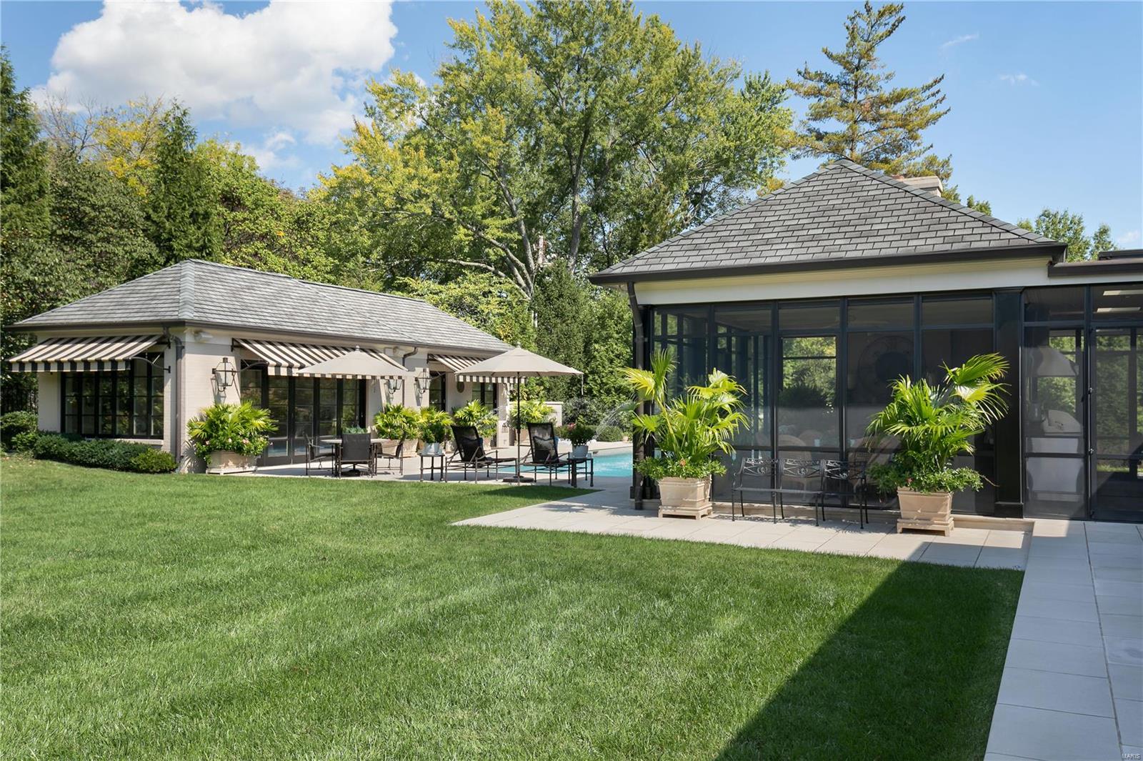 Warson Hills - Residential