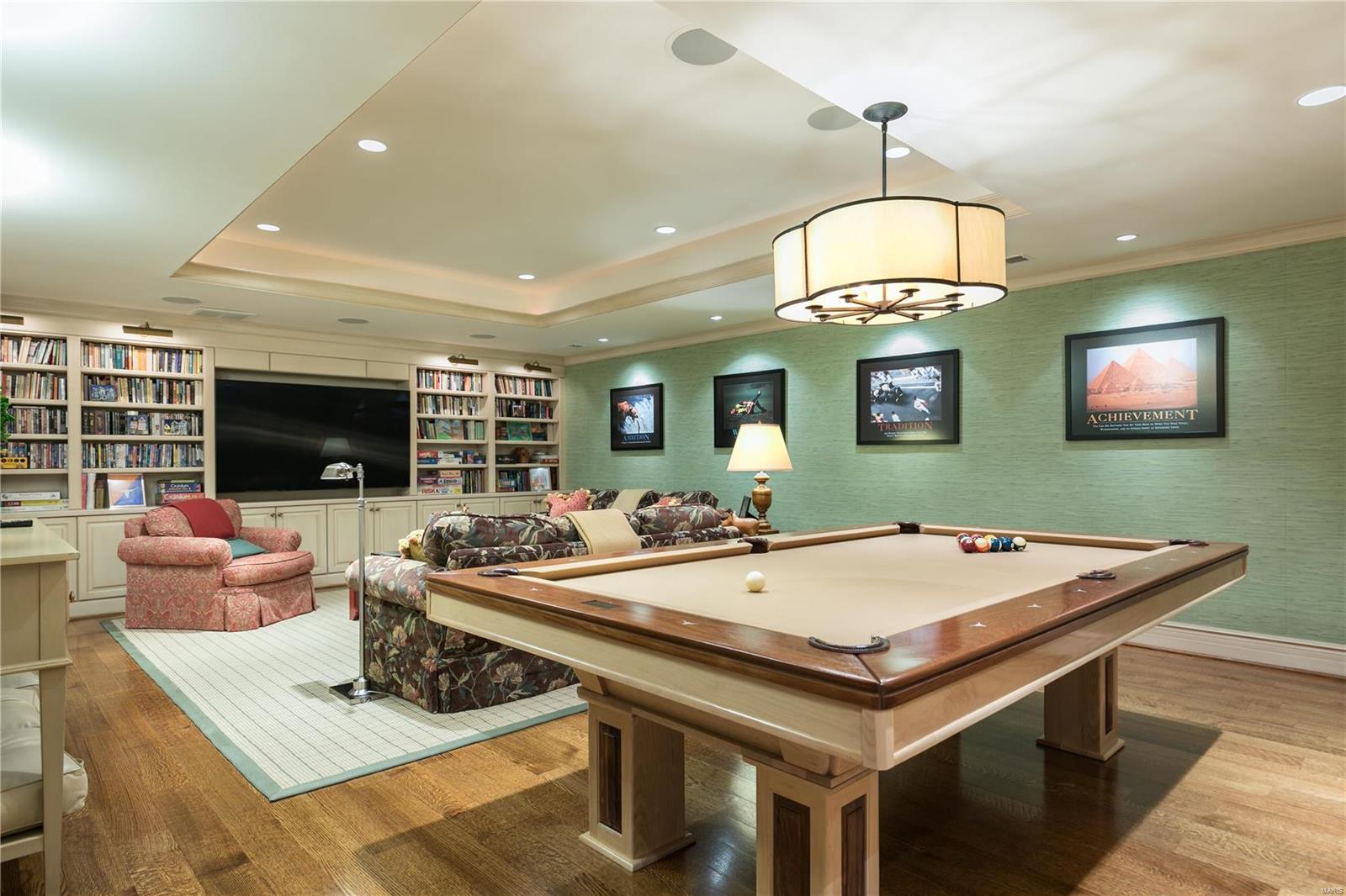 Warson Hills - Residential