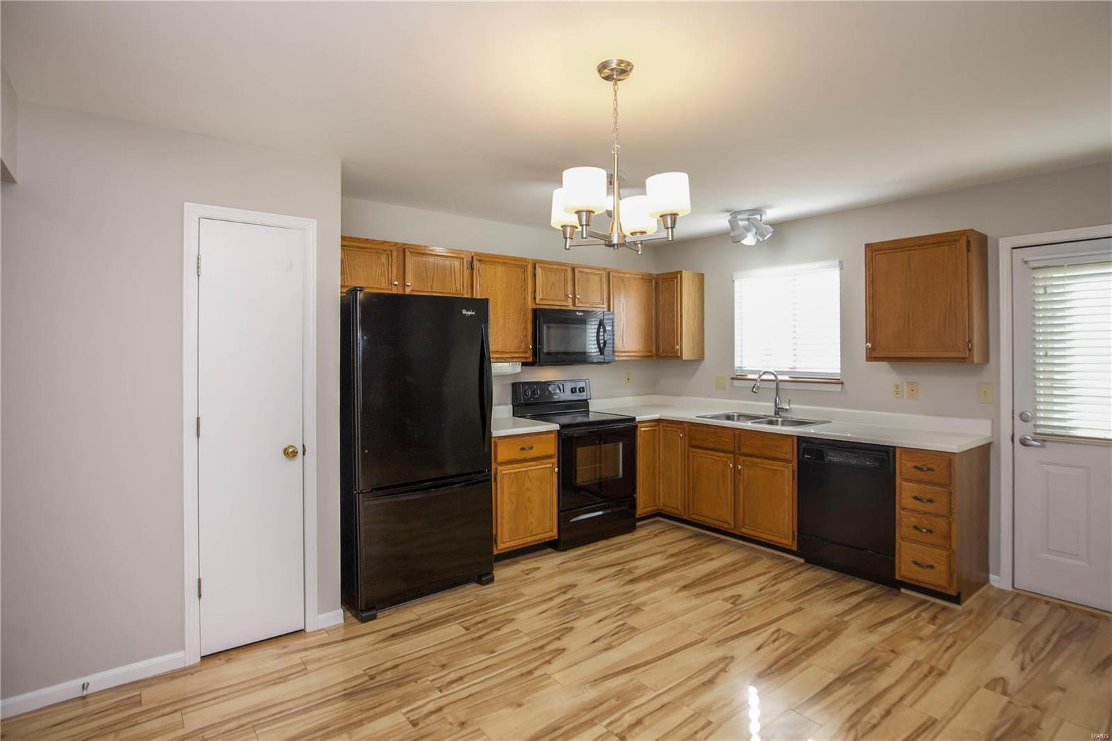 Stone Ridge Estate At Hearth Stone - Residential Lease