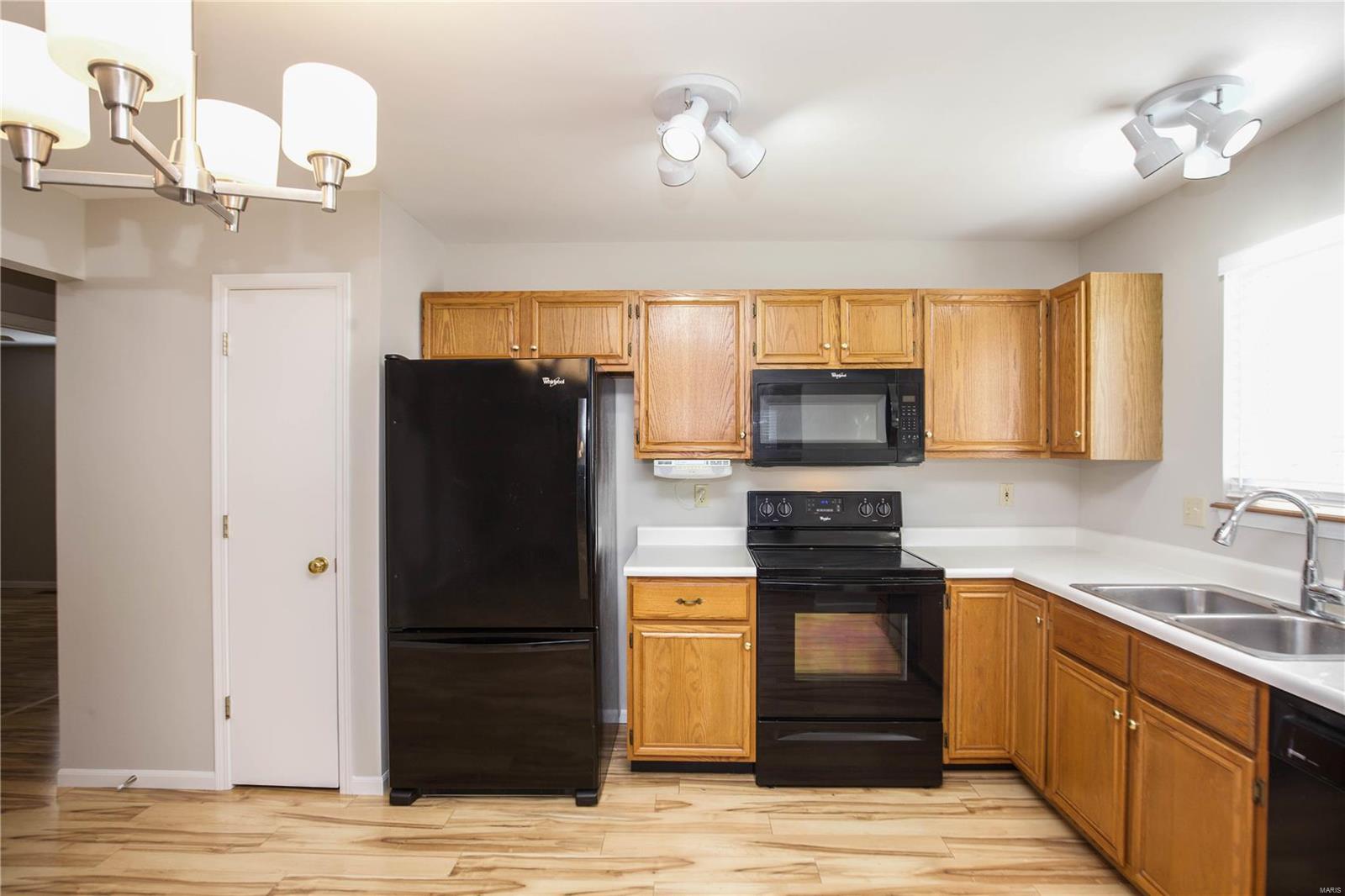 Stone Ridge Estate At Hearth Stone - Residential Lease