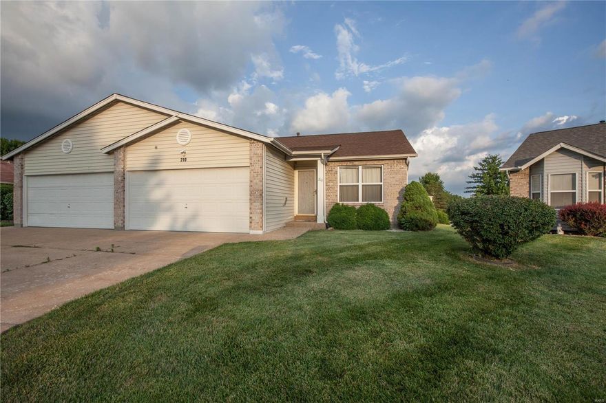 Charming 2 bedroom, 2 and a half bath home located in St Peters. Beautiful flooring greets you as you enter. Big picture window in the living room allows for lots of natural lighting. Spacious eat in kitchen. Main floor laundry with a closet for storage. Master bedroom has a full ensuite with oversized vanity. Guest bedroom has natural lighting and ceiling fan. Lower level offers a half bathroom and walk out to the backyard. Come see this property before it's gone!