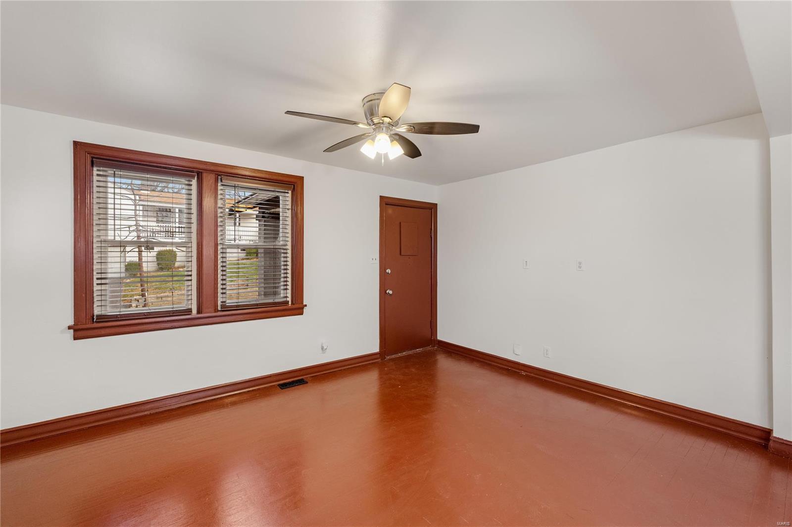 St Louis, Missouri 63125, United States, 2 Bedrooms Bedrooms, ,1 BathroomBathrooms,Residential,Pending,22400