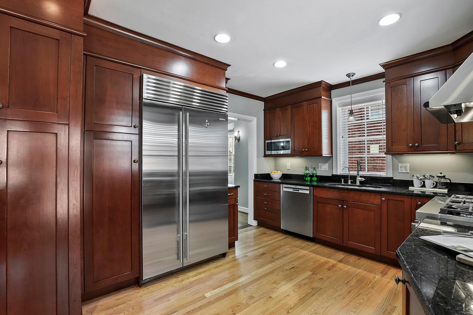 Davis Place - Residential