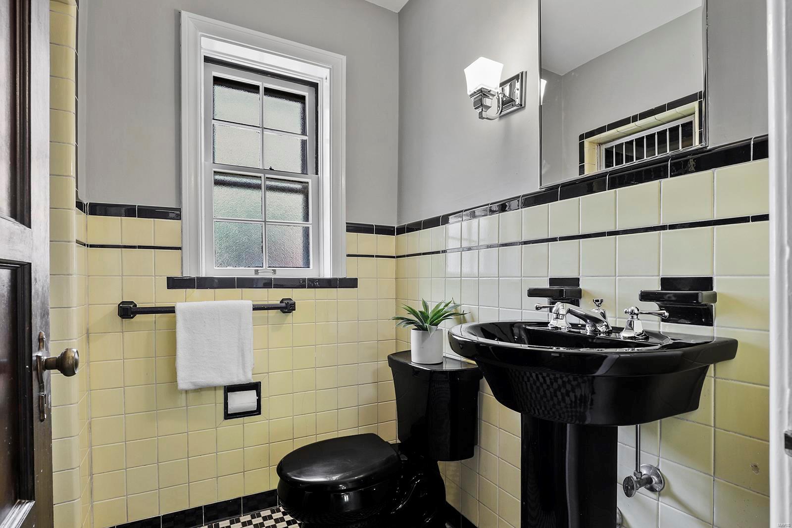 Davis Place - Residential