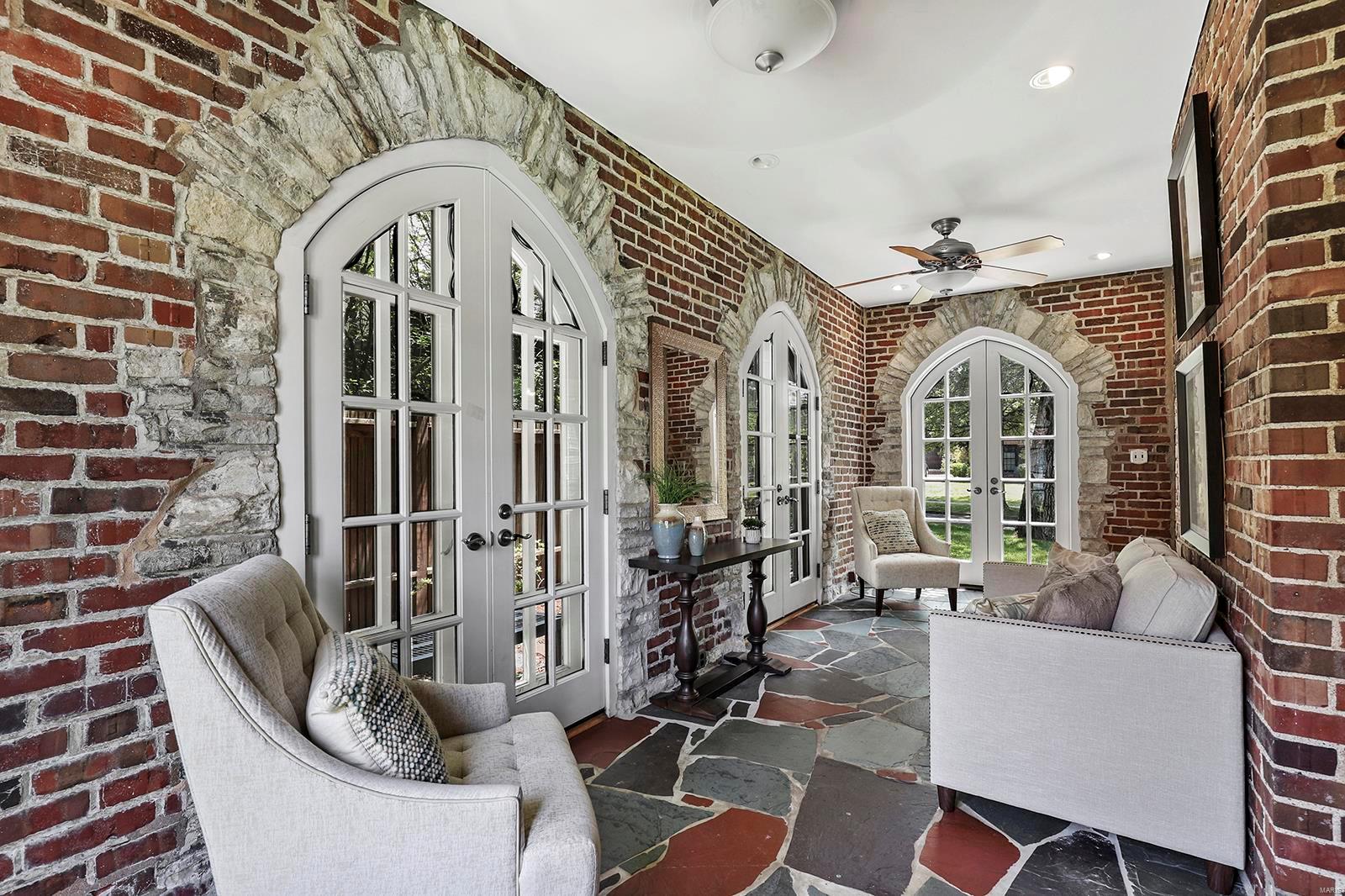 Davis Place - Residential