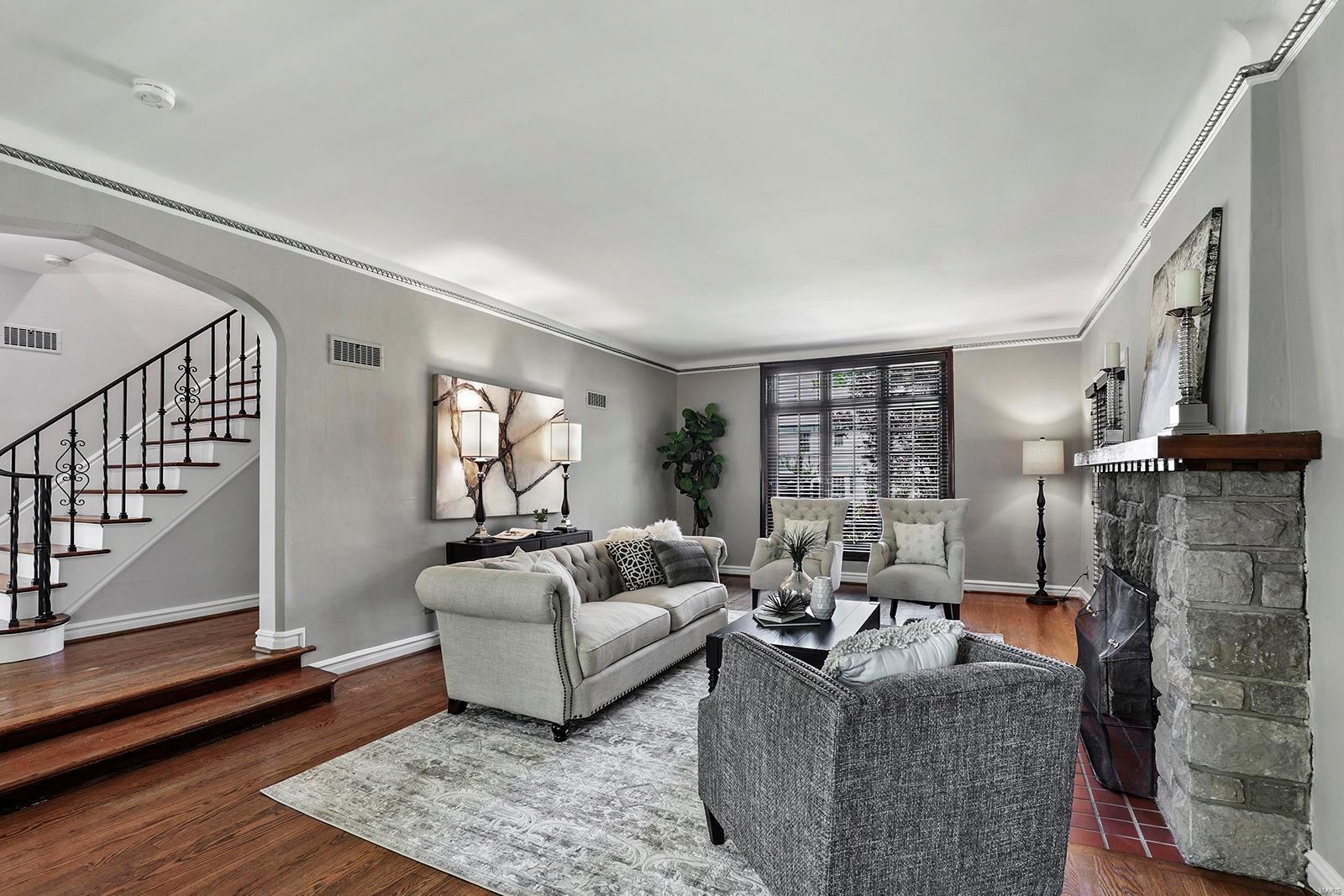 Davis Place - Residential