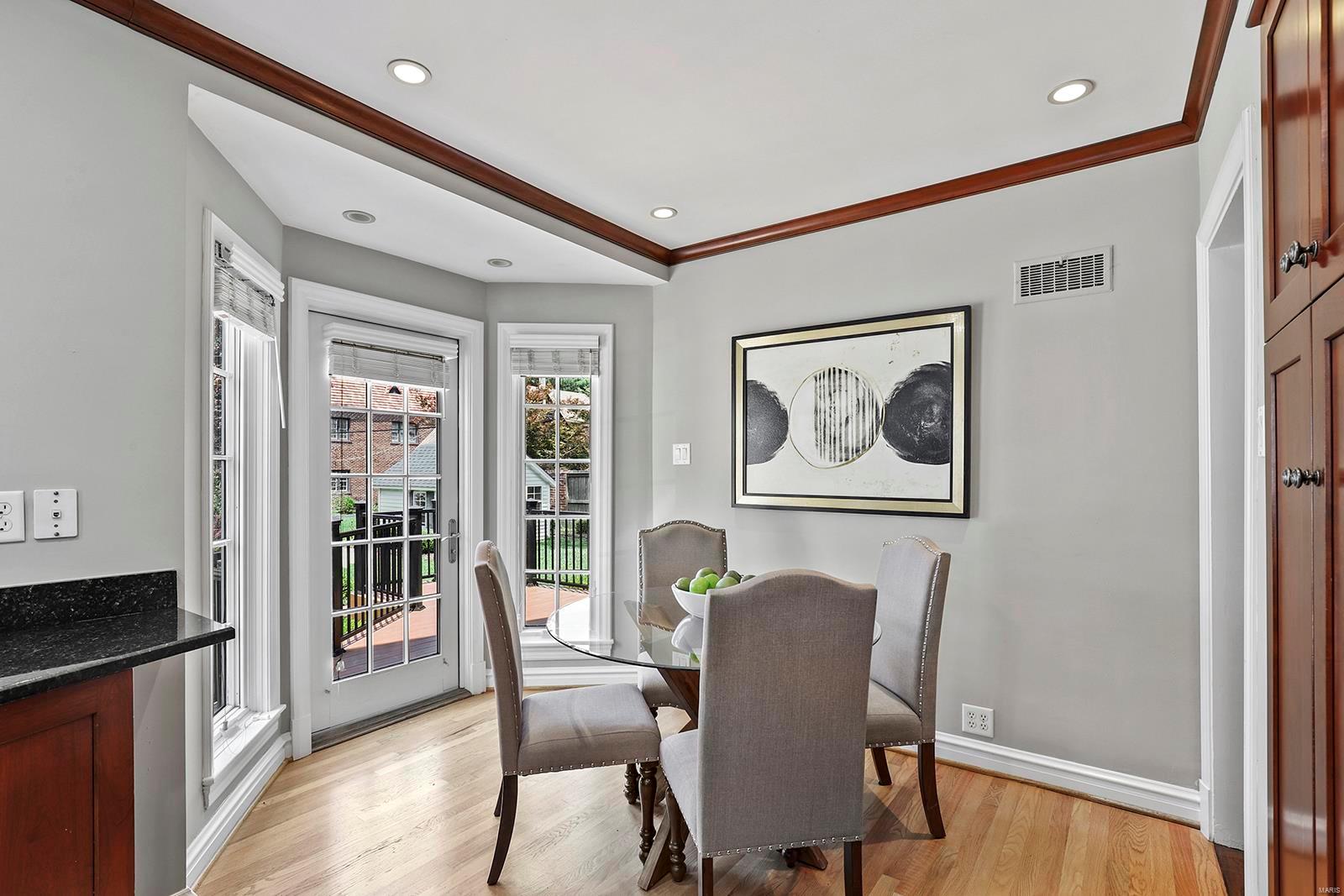 Davis Place - Residential