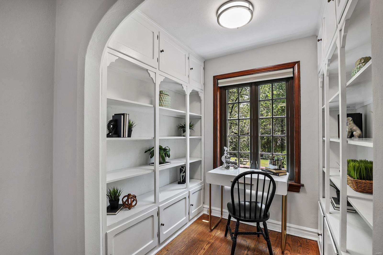 Davis Place - Residential