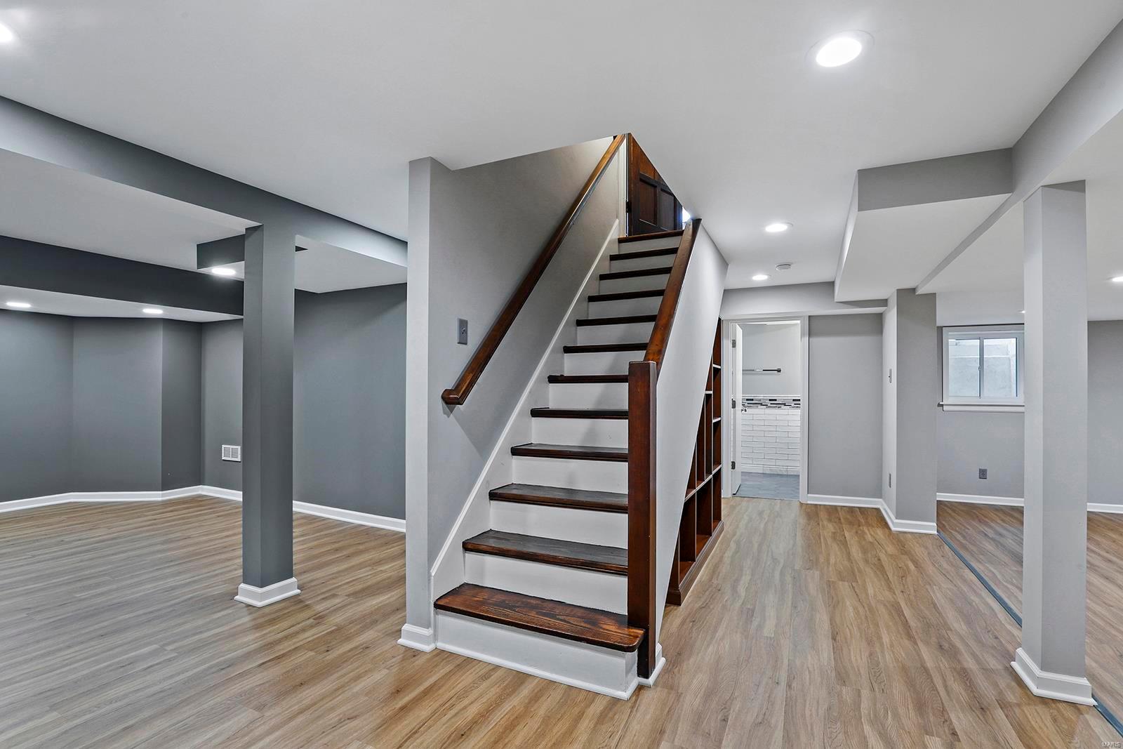 Davis Place - Residential