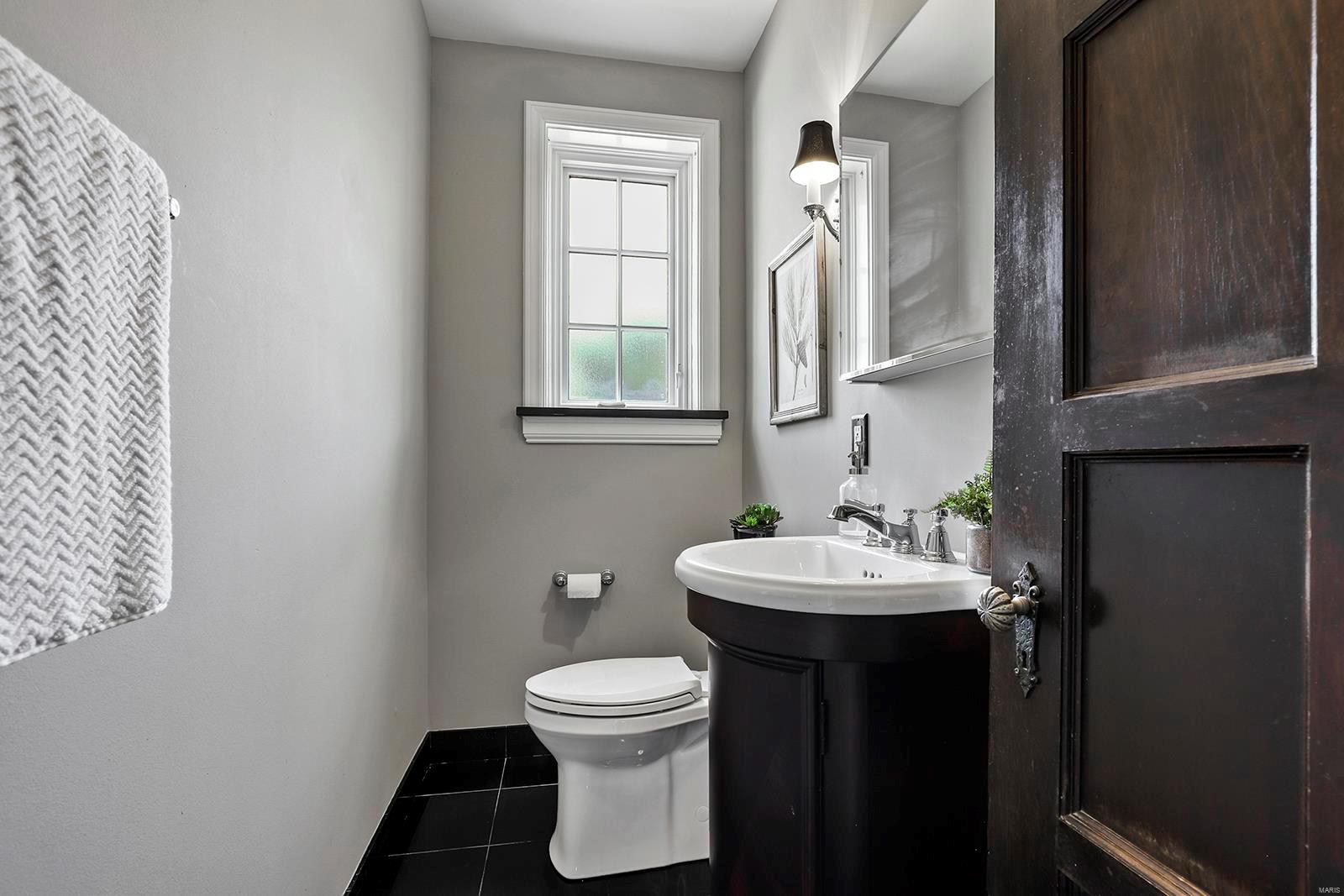 Davis Place - Residential