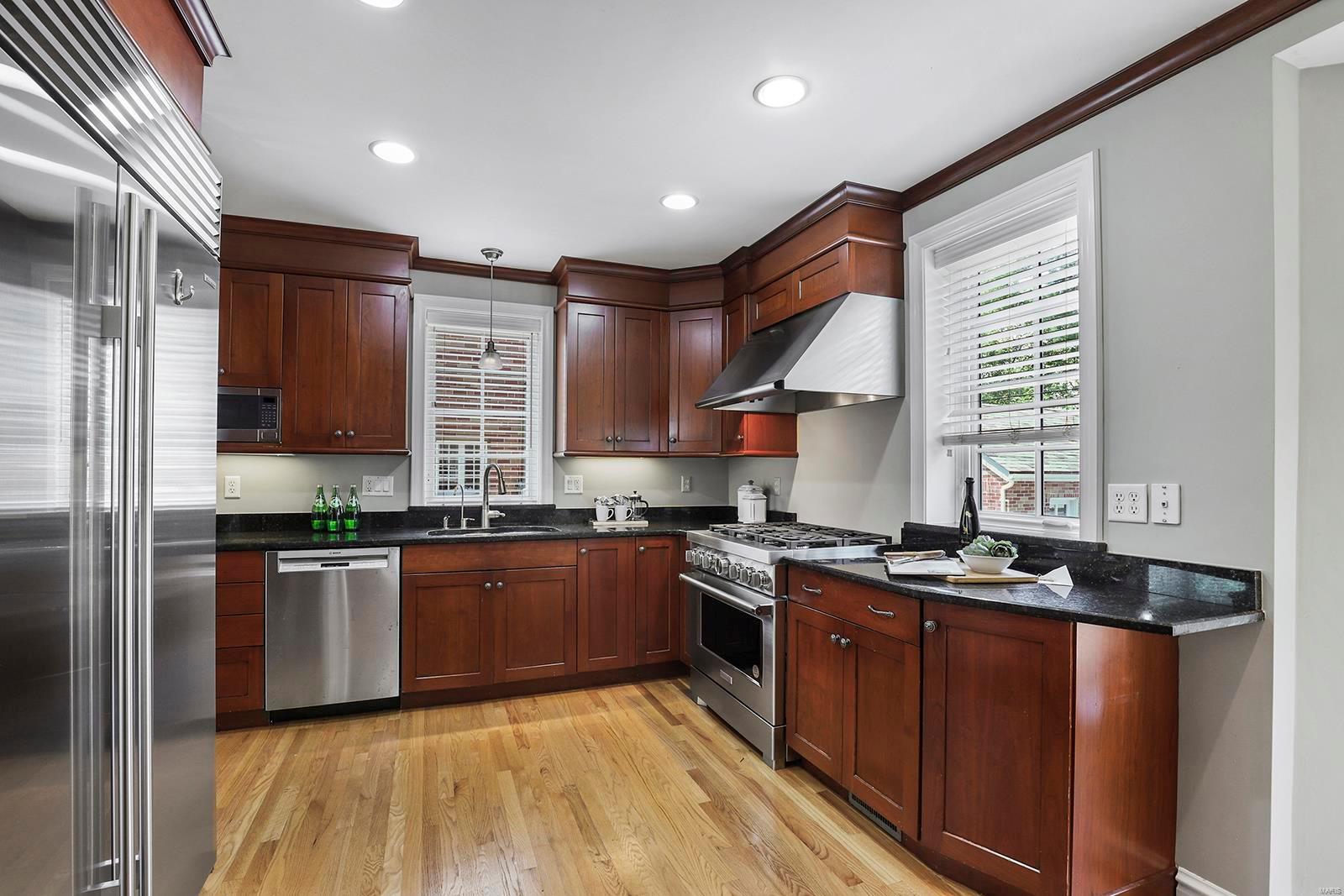 Davis Place - Residential