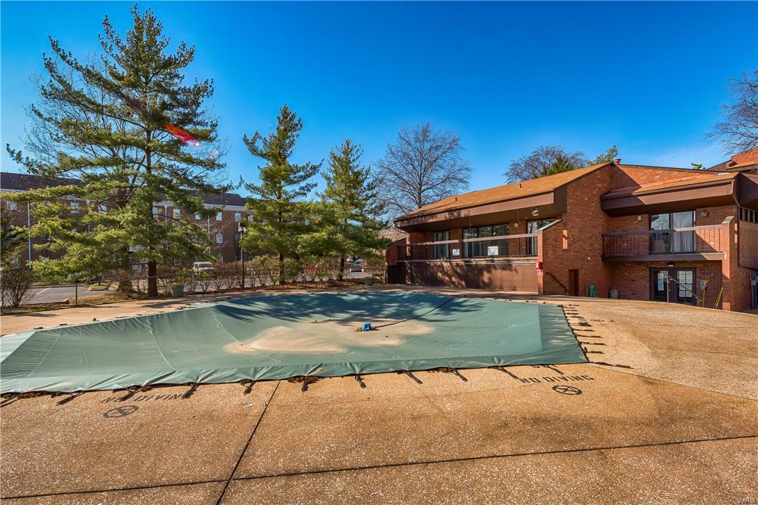 Coeur De Royale Condo Ph III - Residential