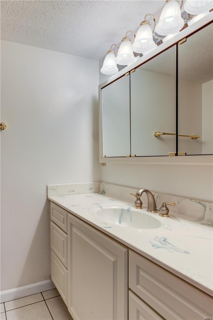 Coeur De Royale Condo Ph III - Residential