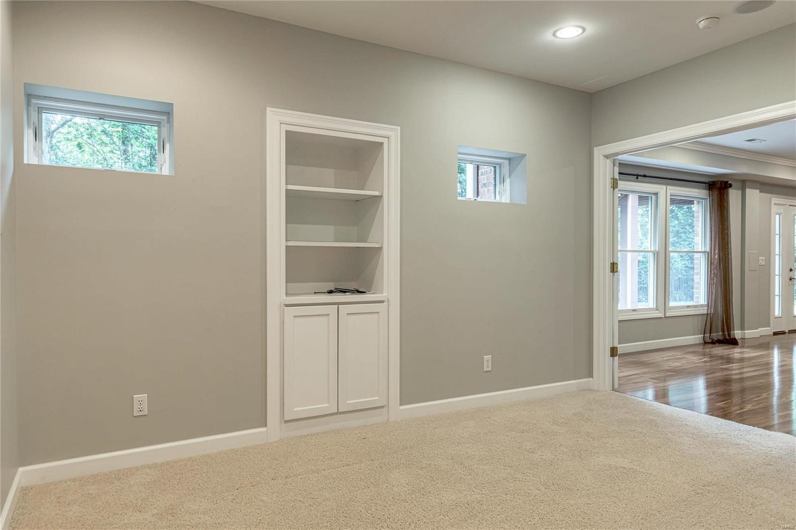 Topping Pointe Estates - Residential