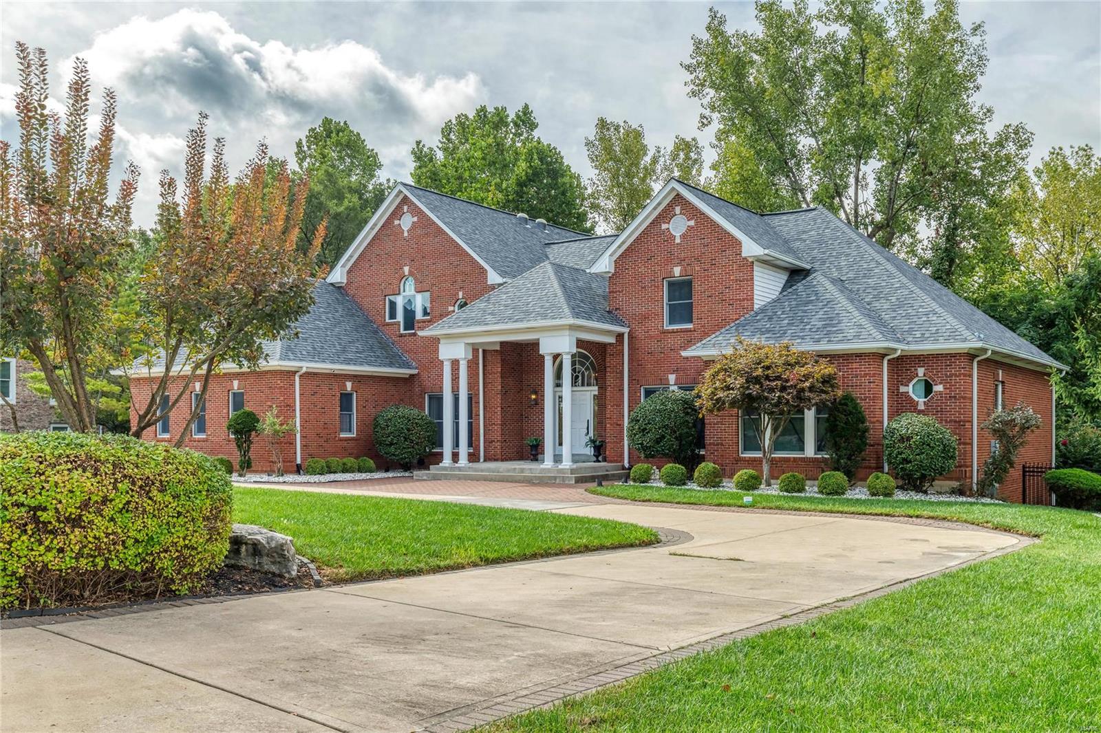 Topping Pointe Estates - Residential