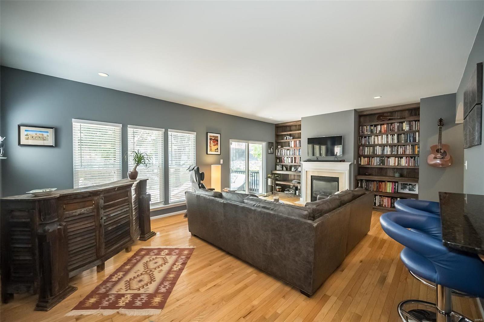 Cambridge Townhome - Residential