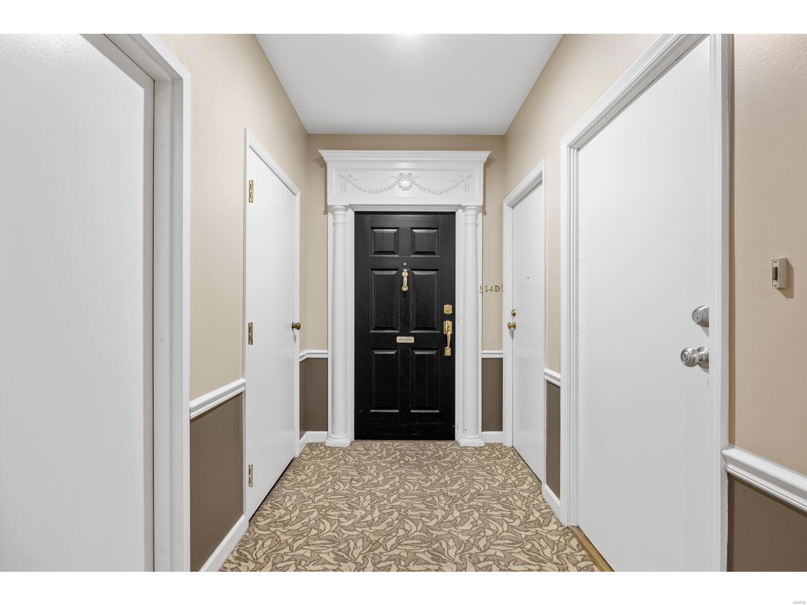 Eight-One- Six South Hanley Condominuim - Residential