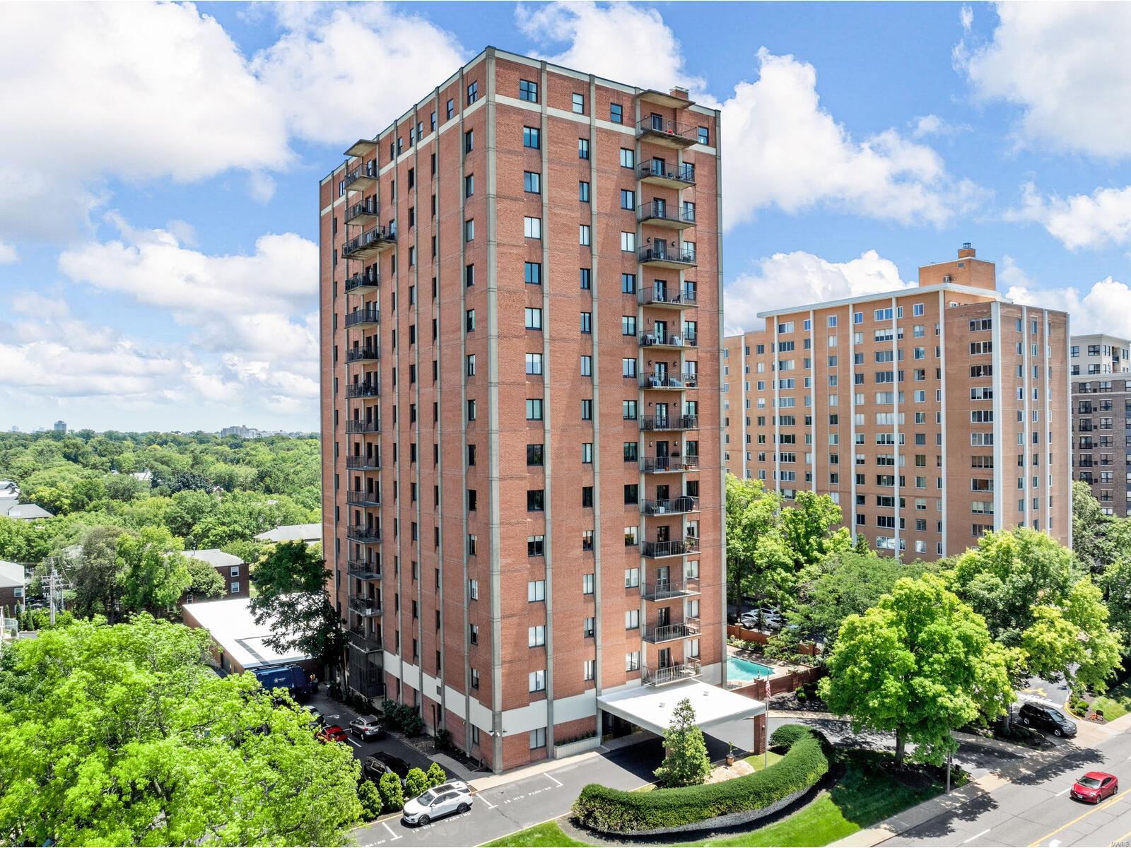 Eight-One- Six South Hanley Condominuim - Residential