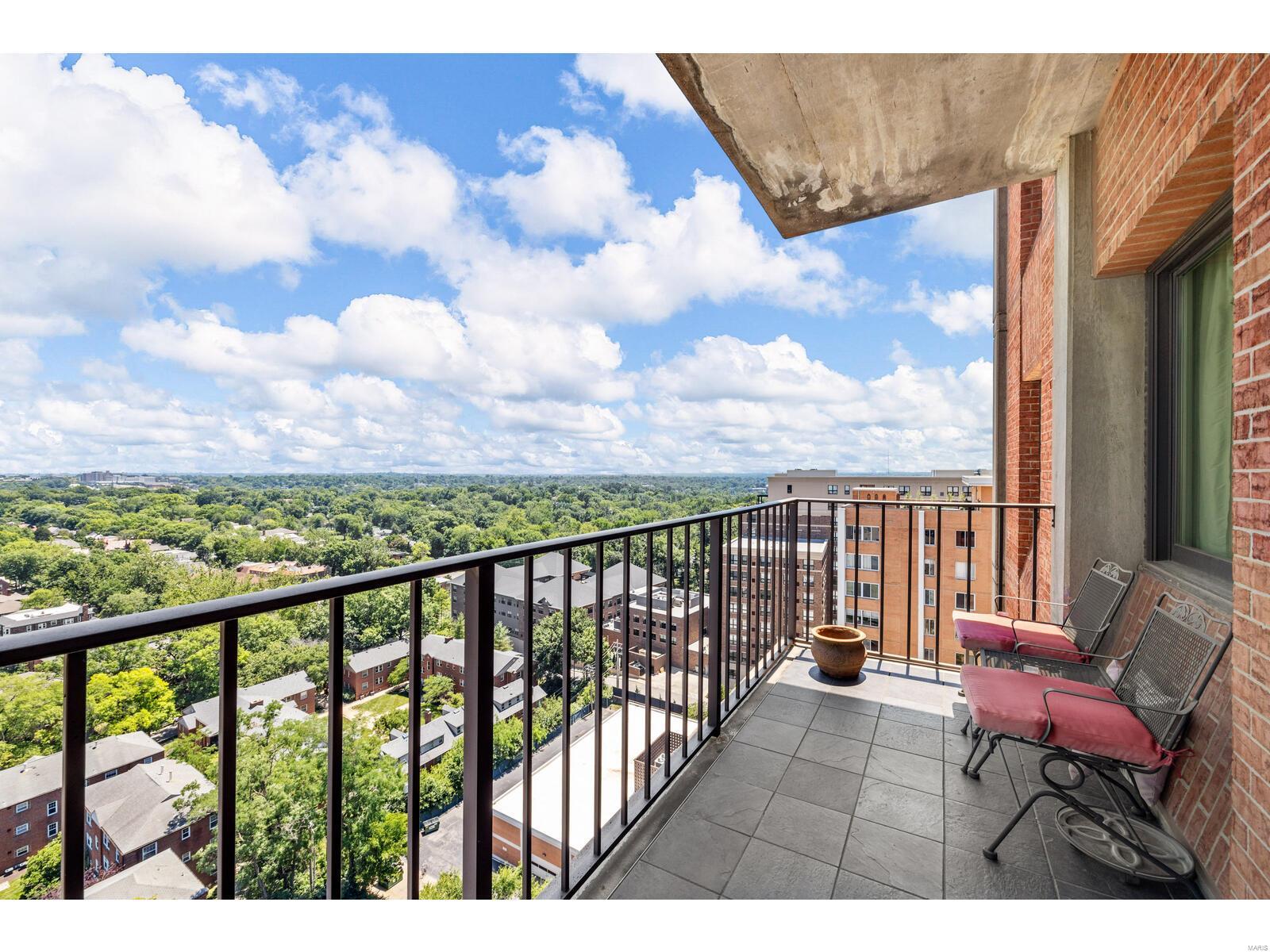 Eight-One- Six South Hanley Condominuim - Residential