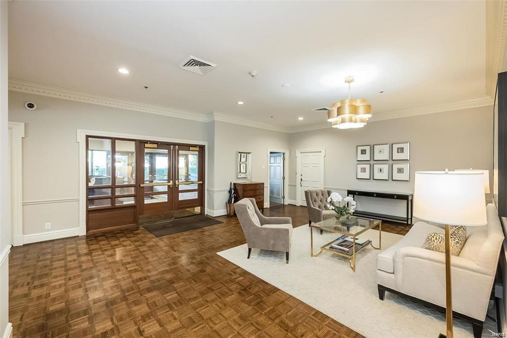 Eight-One- Six South Hanley Condominuim - Residential