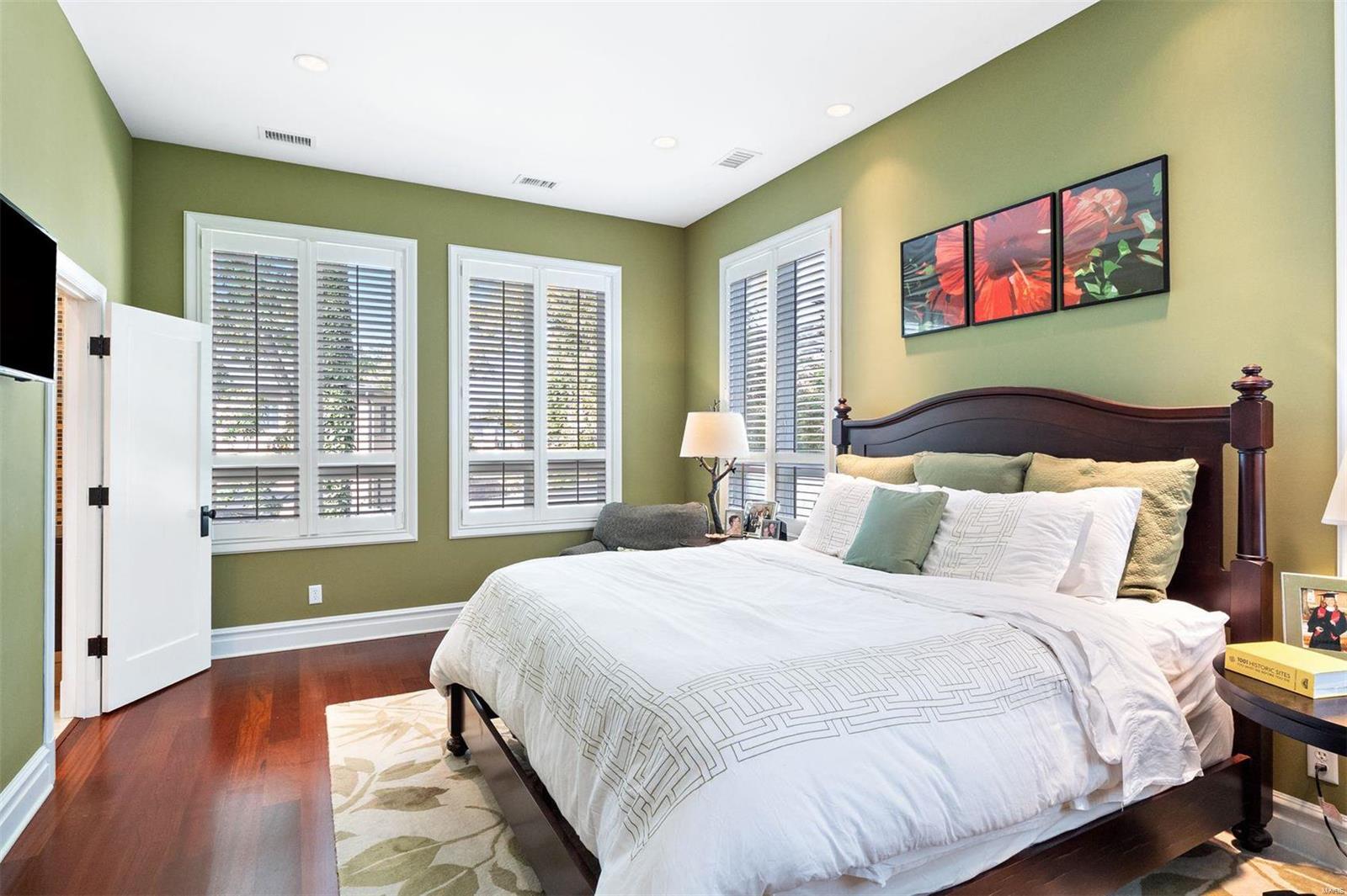 Davis Place - Residential