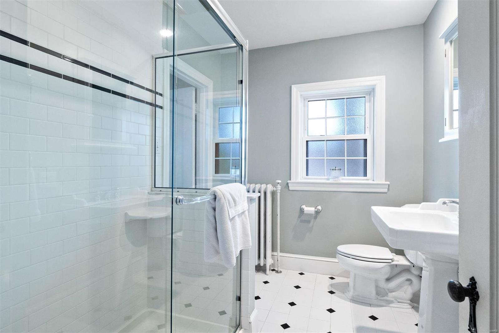 Davis Place - Residential