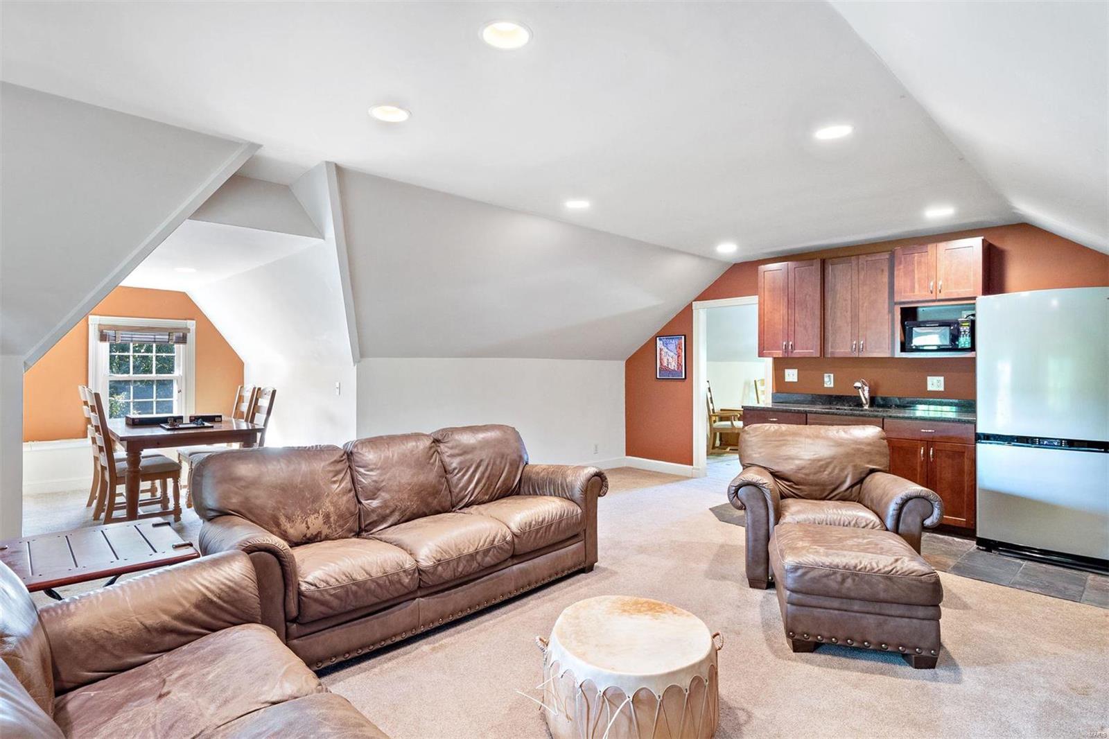 Davis Place - Residential