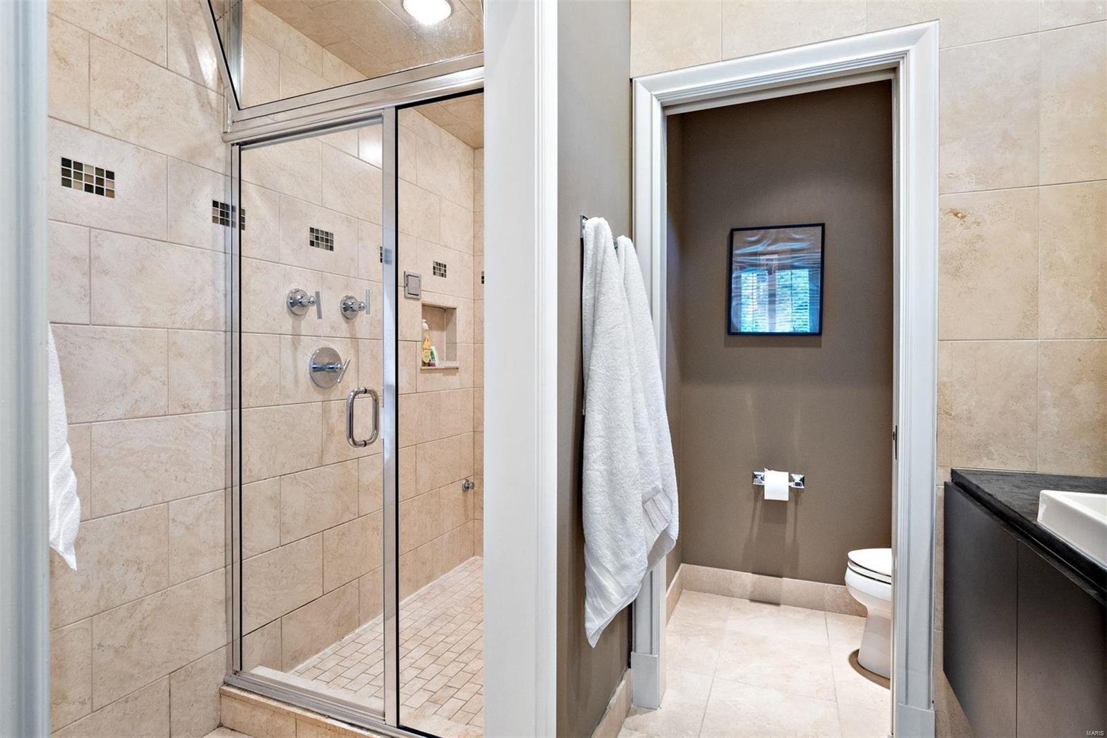 Davis Place - Residential