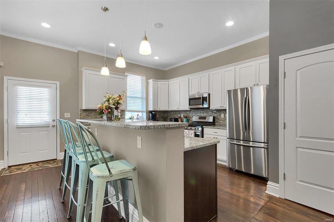 Barsaloux - Residential Lease