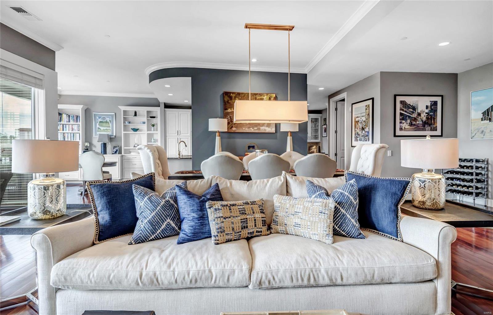 Crescent Condo - Residential