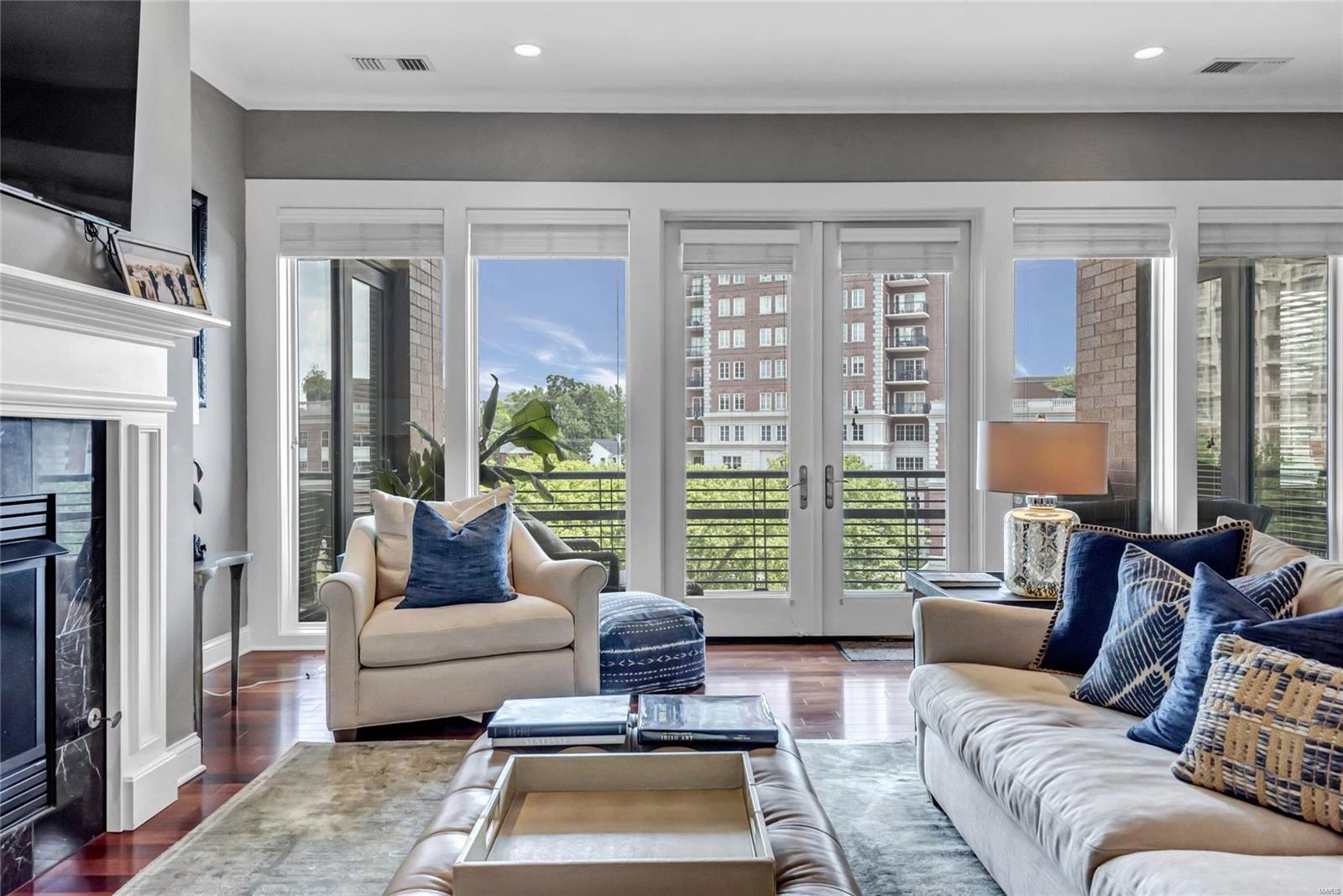 Crescent Condo - Residential