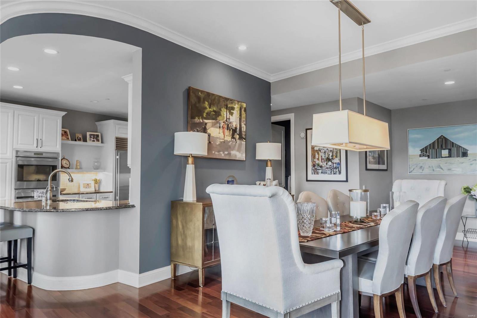 Crescent Condo - Residential