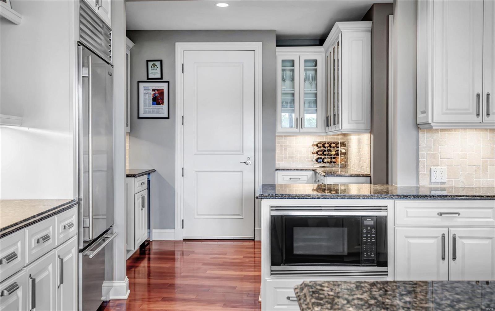 Crescent Condo - Residential