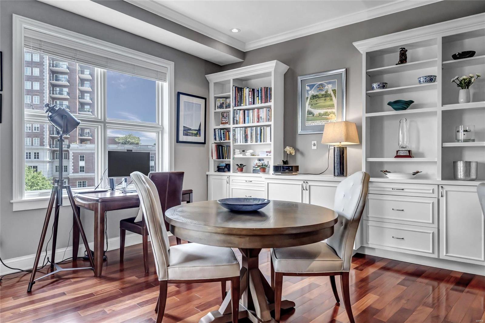 Crescent Condo - Residential