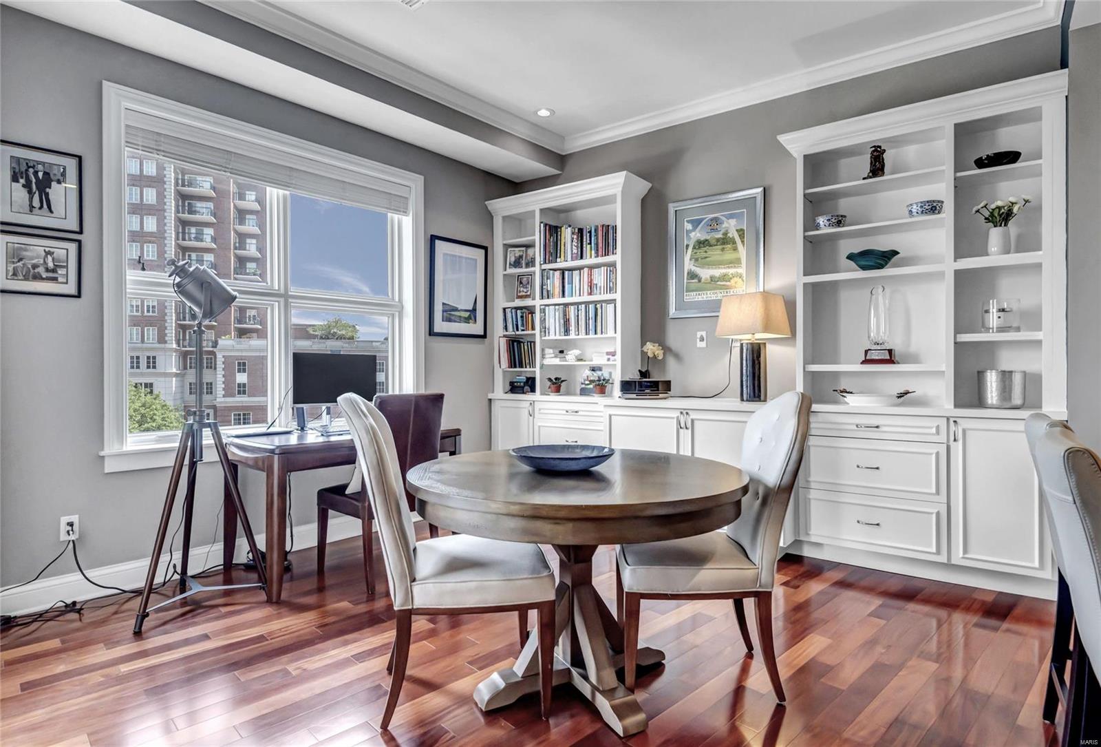 Crescent Condo - Residential