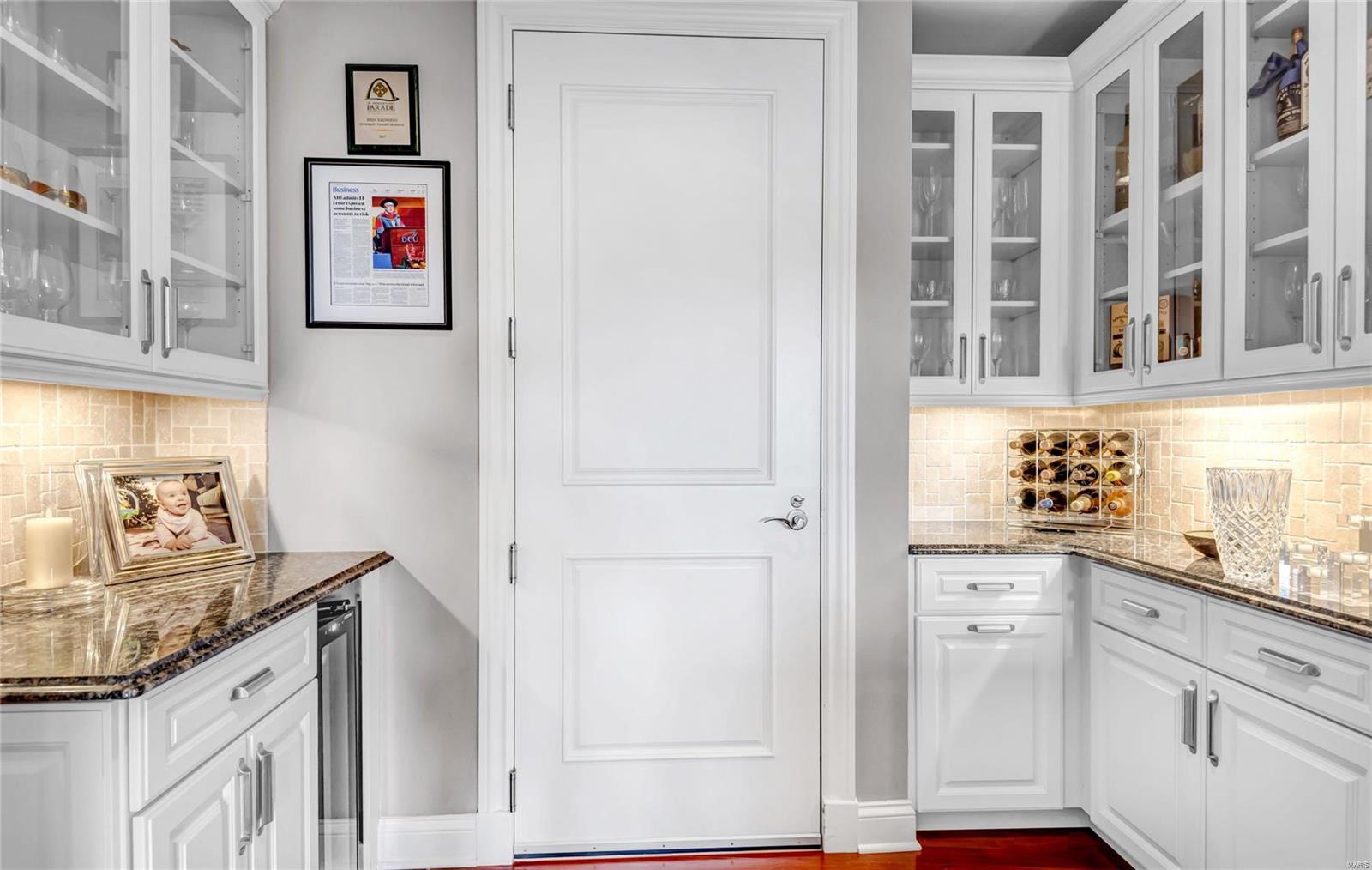 Crescent Condo - Residential