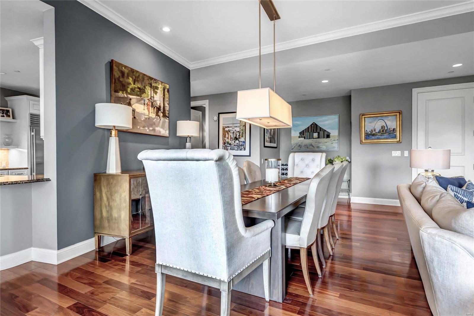 Crescent Condo - Residential