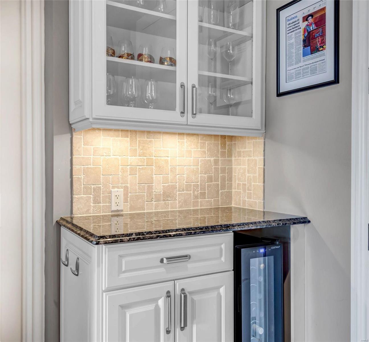 Crescent Condo - Residential