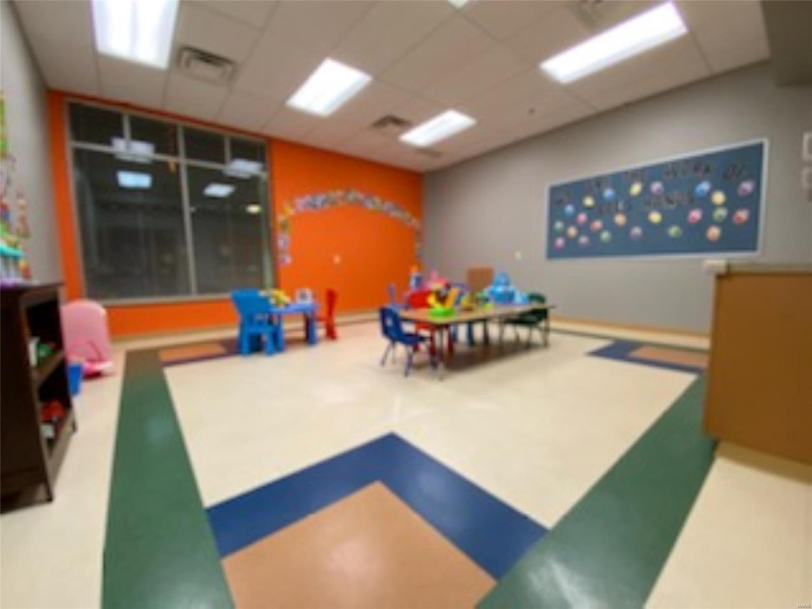 Missouri Stevens Estate Share 6 - Commercial Sale