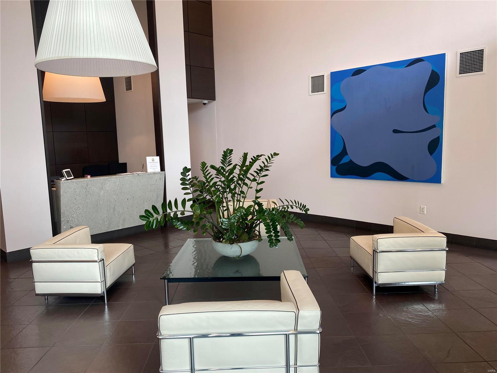 4545 Lindell Condo - Residential