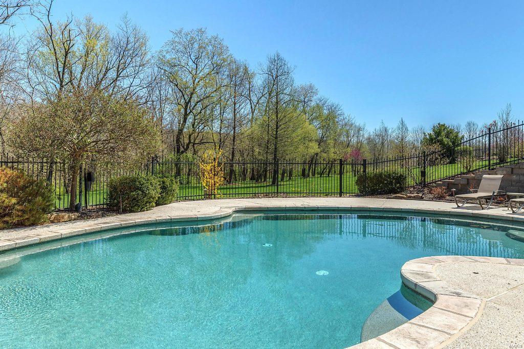 Three Sisters Farm 1 - Residential