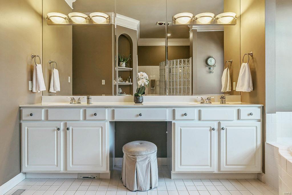 Three Sisters Farm 1 - Residential