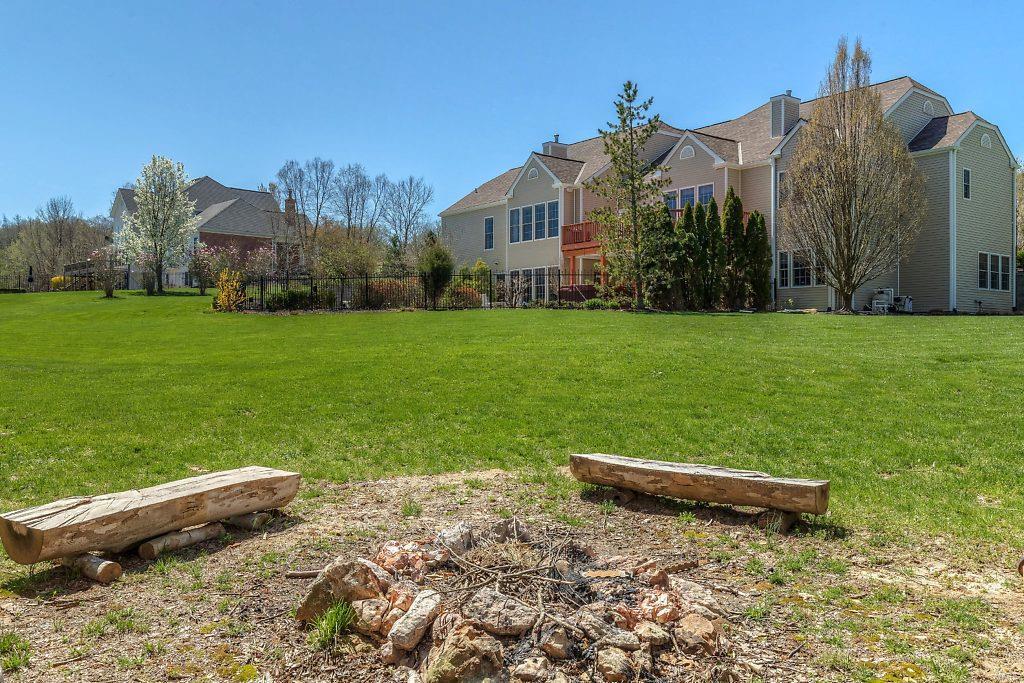 Three Sisters Farm 1 - Residential