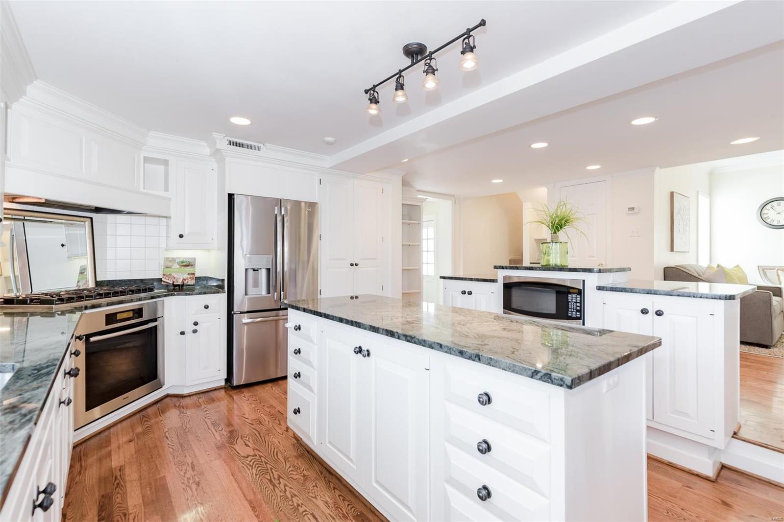 Lay Rd - Residential