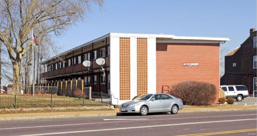 Calling all investors!! This is a prime investment opportunity in one of the most popular and recognizable neighborhoods in Saint Louis, The Hill. The property was recently renovated with beautiful finishes which is what tenants desire. Systems have been updated. The property consists of 14 units, 8 1bd/1ba, and 6 2bd/1ba. Off street parking. The rents are under market value which provides the next owner with a valuable opportunity. Amazing location! Don't miss out!