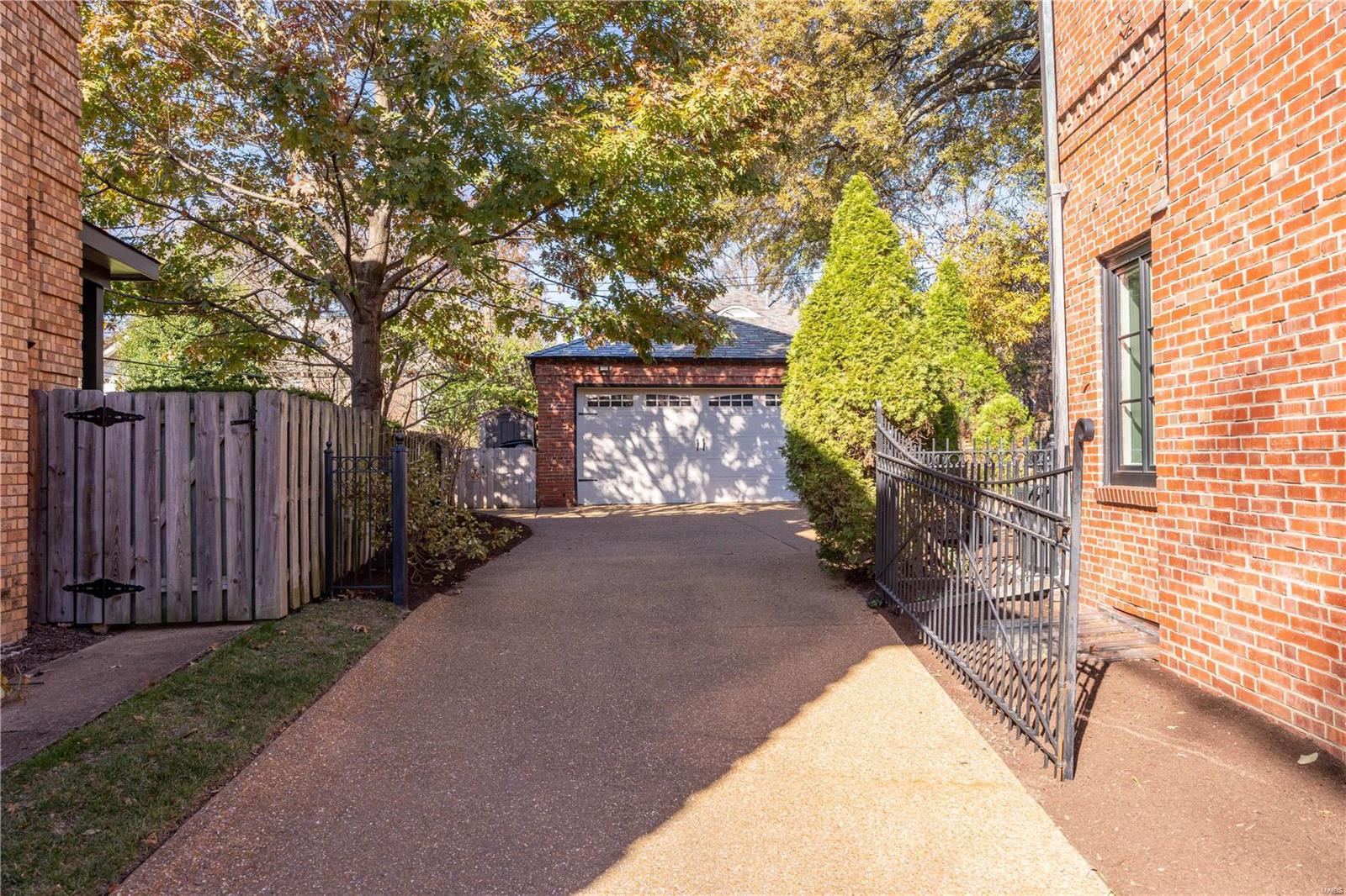 University Hills - Residential